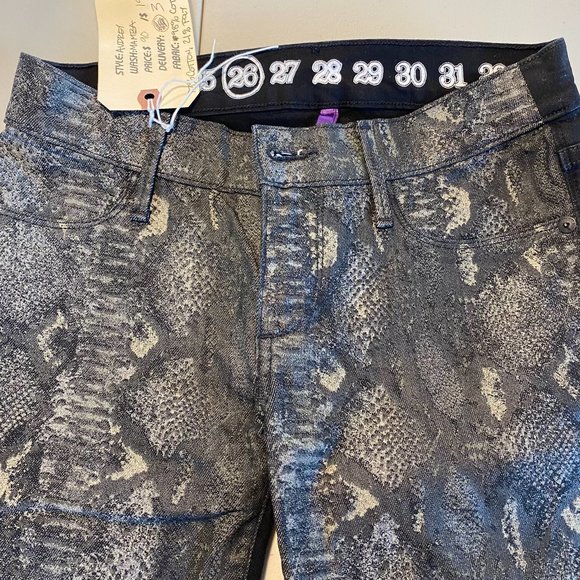 EARNEST SEWN NWT AUDREY REPTILE PRINT STRAIGHT LEG BLACK/WHITE WOMENS SIZE 26 - Picture 4 of 7